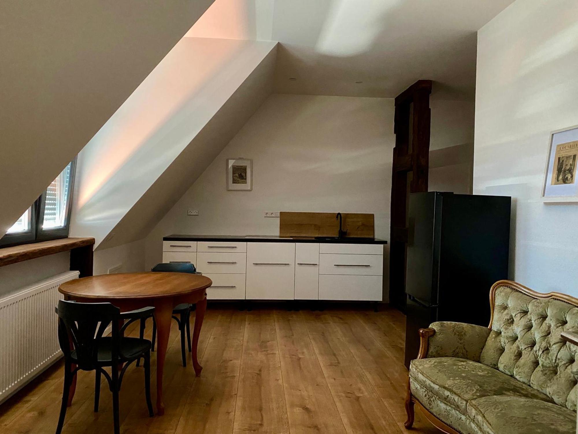 Sonnenhof 1737 - Ferienzimmer & Apartments Barbelroth Luaran gambar